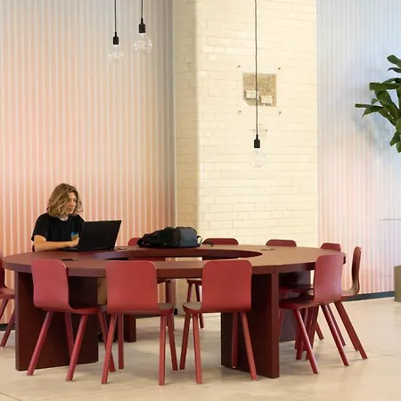 Basecamp Apartment