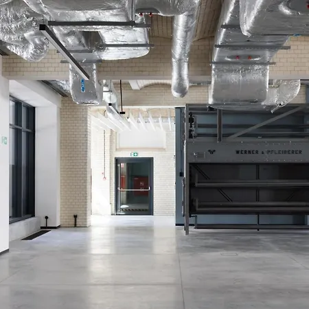 Basecamp By Xior * Breslau